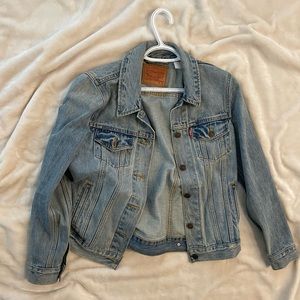 Levi’s trucker jacket
